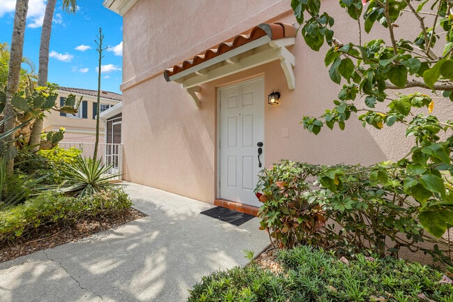 Building Photo - 2058 Tarpon Lake Way