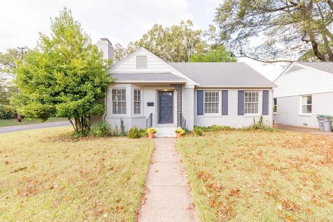 Building Photo - 380 Holmes Cir