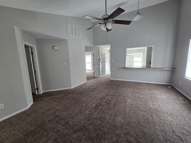 Foto del edificio - 5616 Bimini Pl