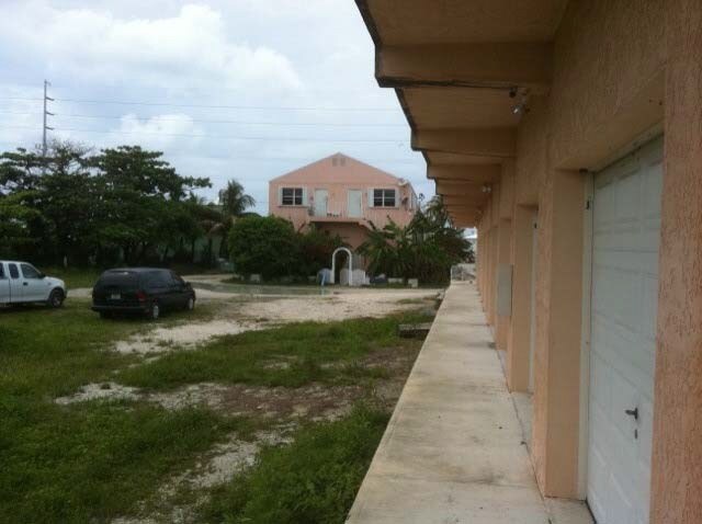 Building Photo - 1733 Overseas Hwy