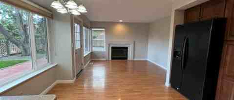 Foto del edificio - 2624 Alpine Creek Rd