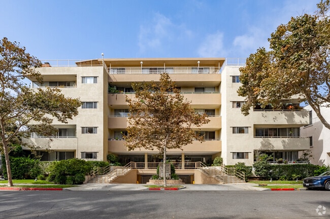 Alt Building - Dayton Swall Apartments