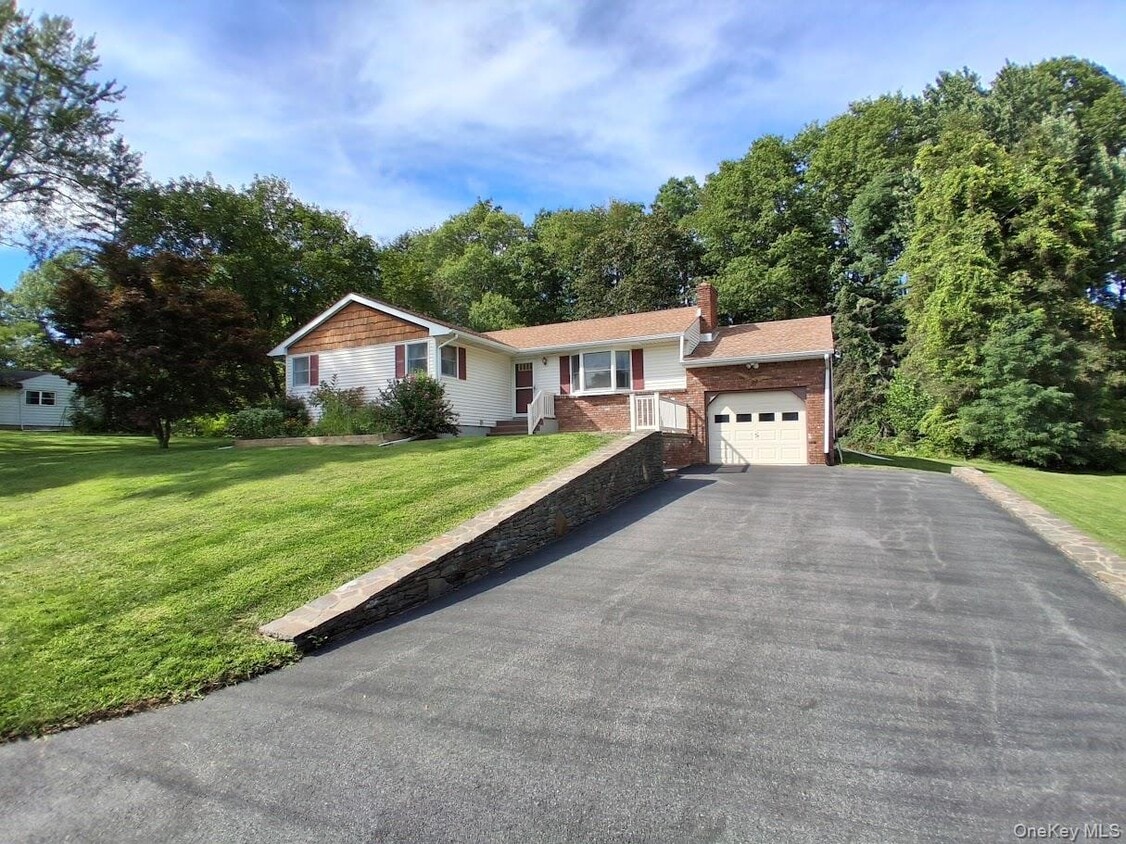 Primary Photo - 68 Albie Rd