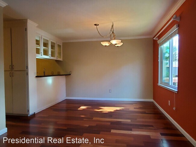 Building Photo - 3 br, 2 bath House - 289 Tradewinds Drive #8