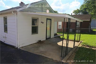 Building Photo - 9419 Roslan Pl