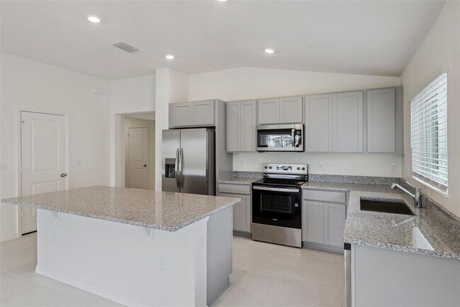 Foto del edificio - 3262 Sanctuary Dr
