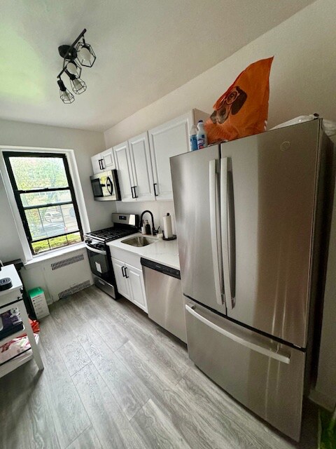 Foto del edificio - 170-40 Highland Ave
