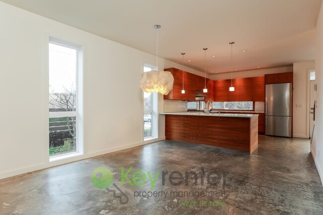 Building Photo - Ballard Area Home with Rooftop Deck, AC, and Parking