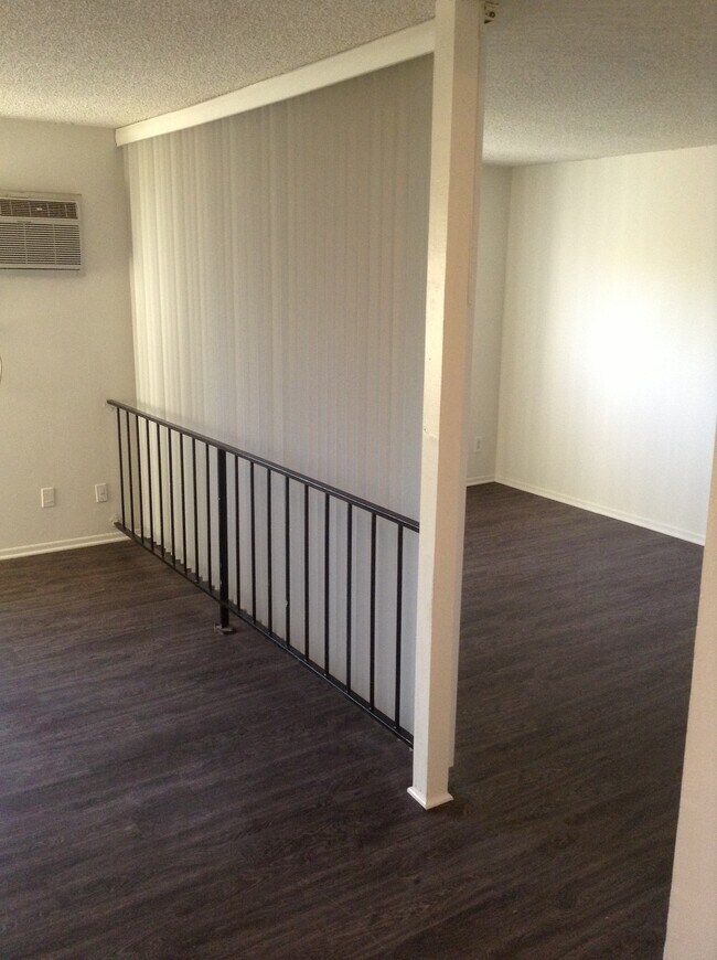 Foto del edificio - 11659 Chandler Blvd