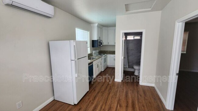 Foto del edificio - 657 Arthur Ave