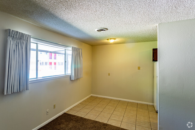 1HAB, 1BA - 650 ft² - Victor South Apartments