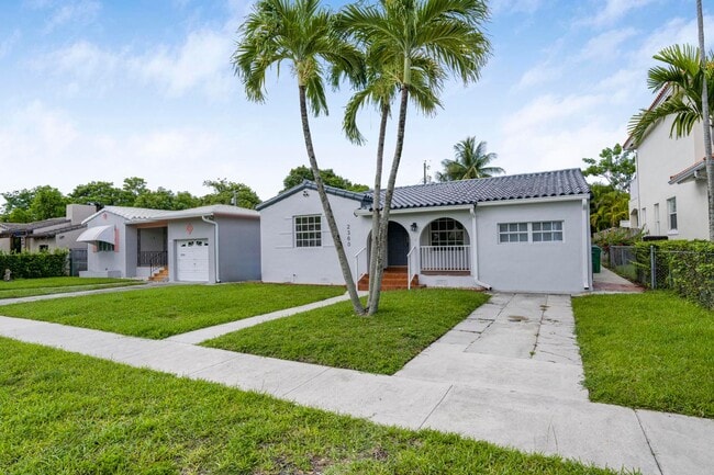 Foto del edificio - 2360 SW 11th Terrace