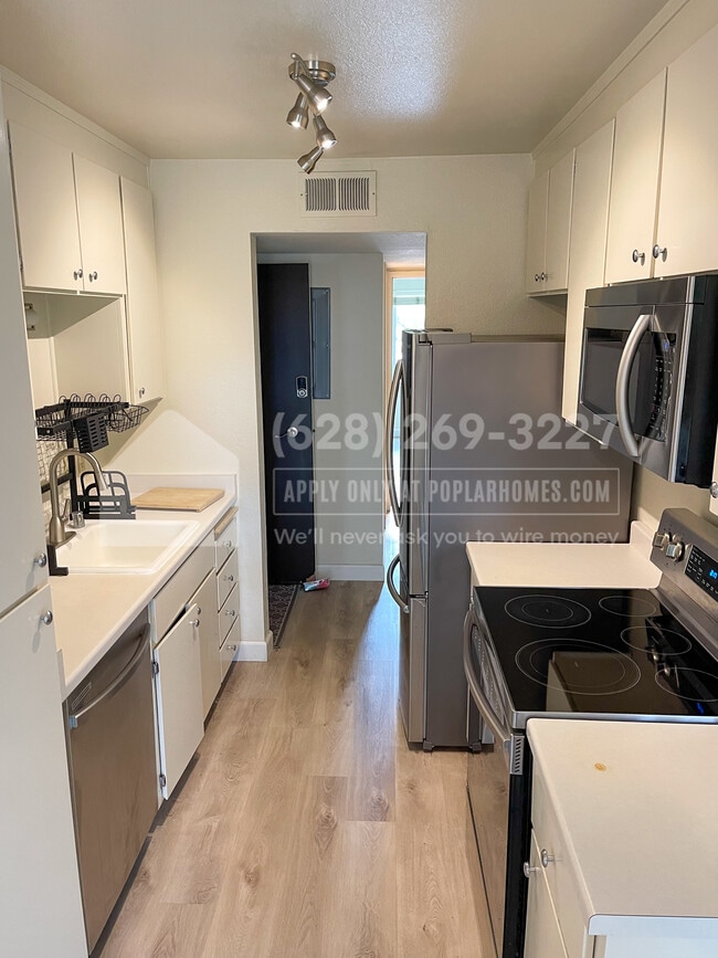 283 Tradewinds Dr Unit 8, San Jose, CA 95123 Condo for Rent in San