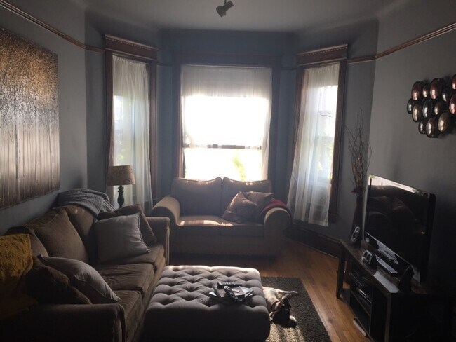 Foto del edificio - 3751 N Clifton Ave