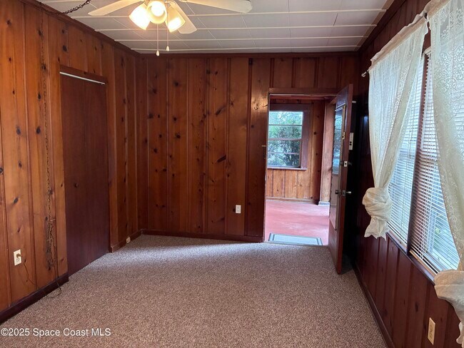 Foto del edificio - 803 Rockledge Dr