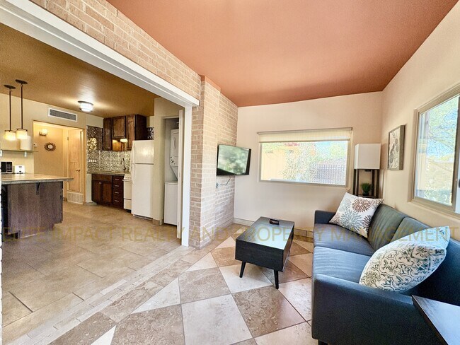 Foto del edificio - 2819 N Woodland Ave