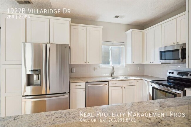 Building Photo - 1927B Villaridge Dr