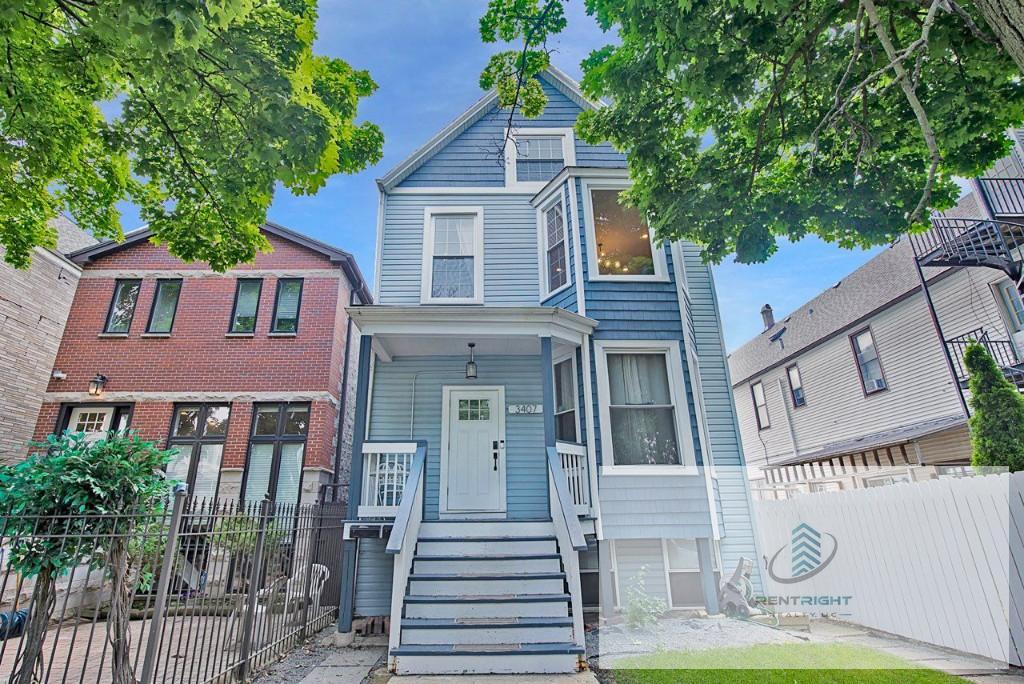 Foto principal - 3407 N Troy St