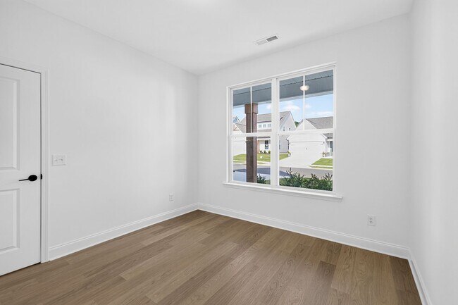 Building Photo - 6587 Elizabeth Ann Wy