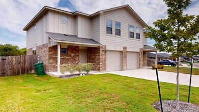 Building Photo - 1703 Tejas Trail