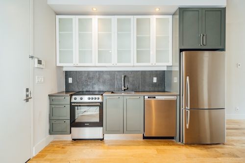 Foto principal - 785 Dekalb Ave