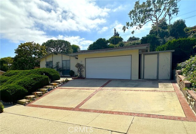 Foto del edificio - 36 Rollingwood Dr