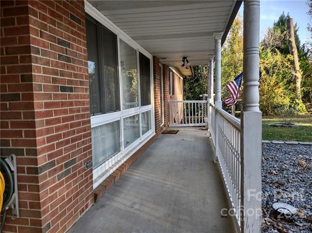 Building Photo - 344 Ridge Dr