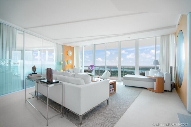 Foto del edificio - 1000 South Pointe Dr