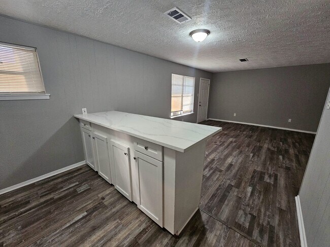 Foto del edificio - 3633 N MacGregor Way