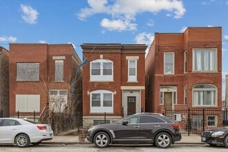 Building Photo - 352 N Avers Ave