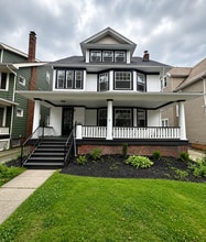 Building Photo - 1278 W 102nd St