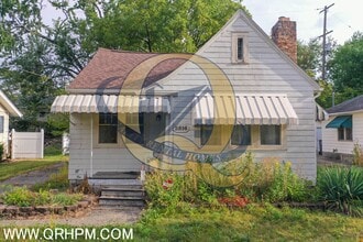 Building Photo - 2516 Altoona St