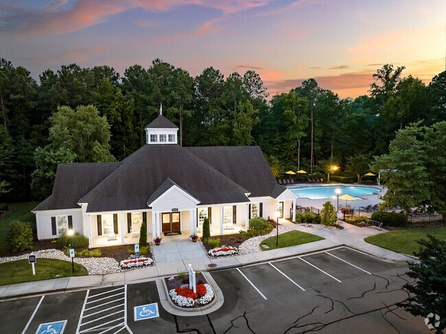 Building Photo - Abberly Twin Hickory