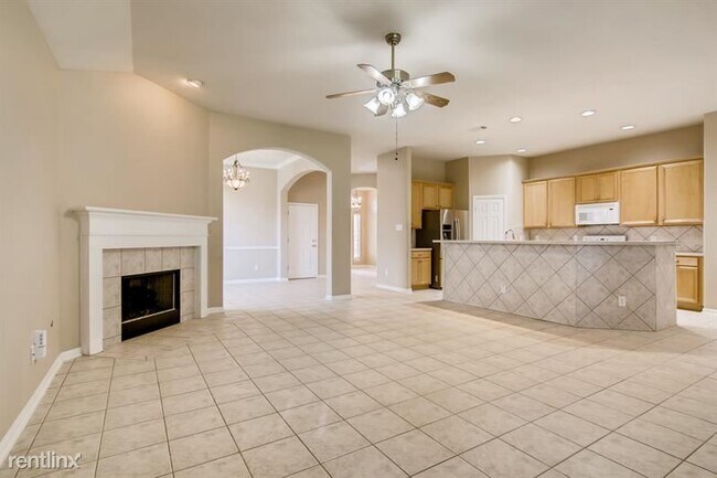 Building Photo - 4 br, 2 bath House - 19239 Hollis Garden D...