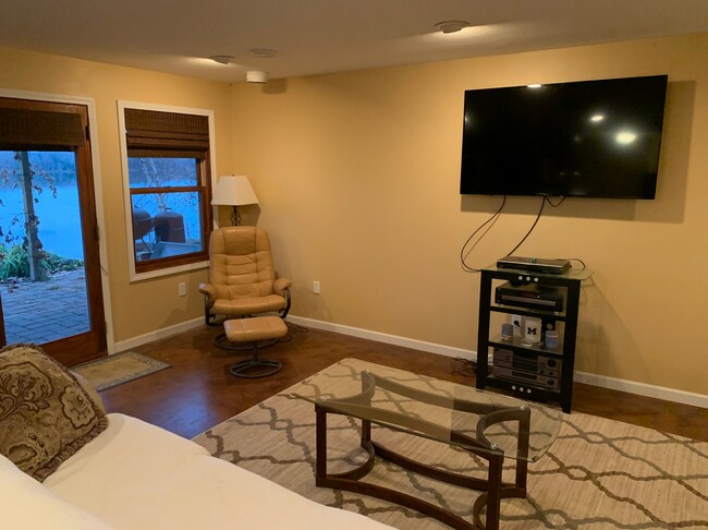 Foto del edificio - 11618 S Hillside St