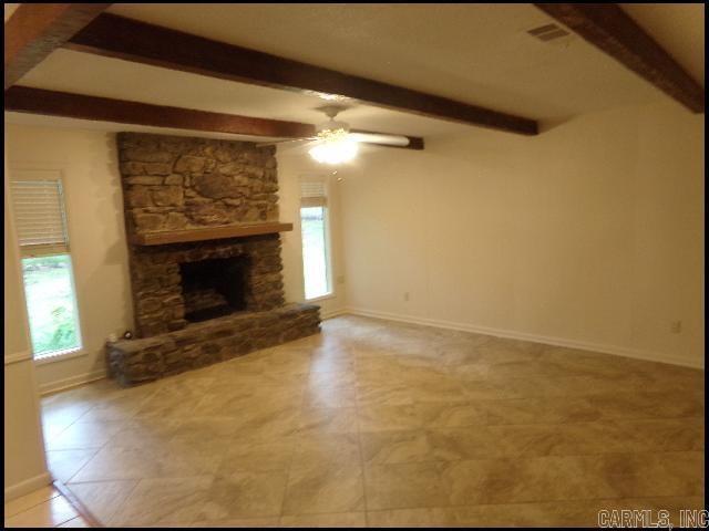 Foto del edificio - 820 N Shackleford Rd