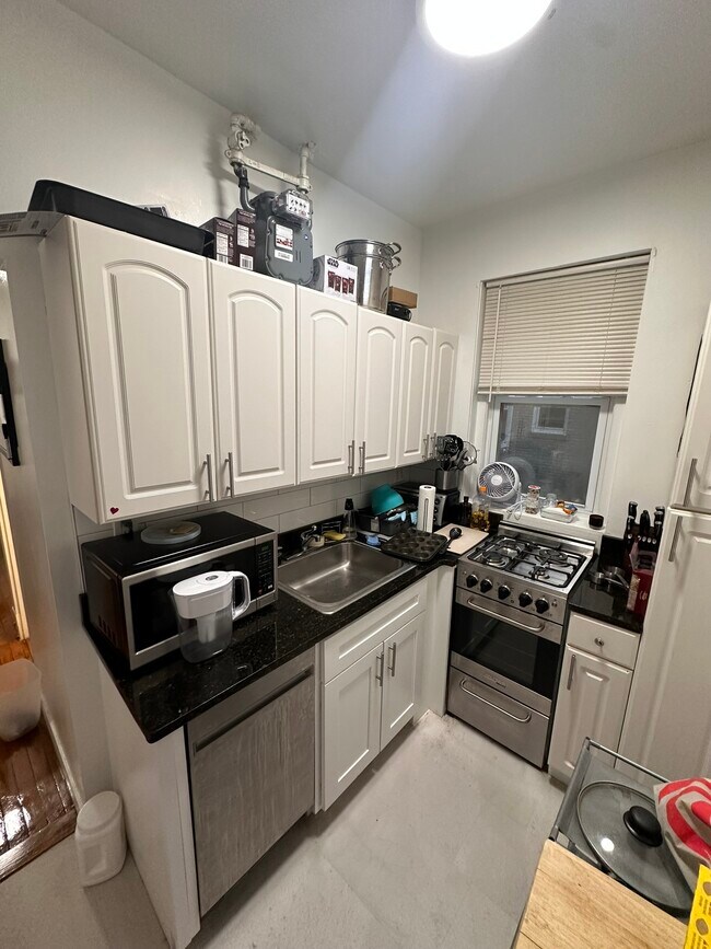 Foto del edificio - 89 Park Dr