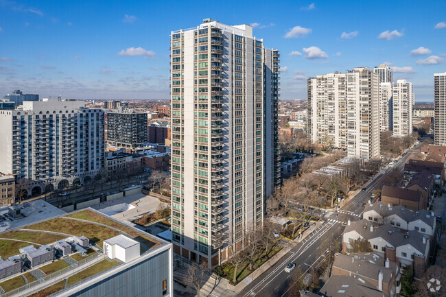 Foto del edificio - Eliot House