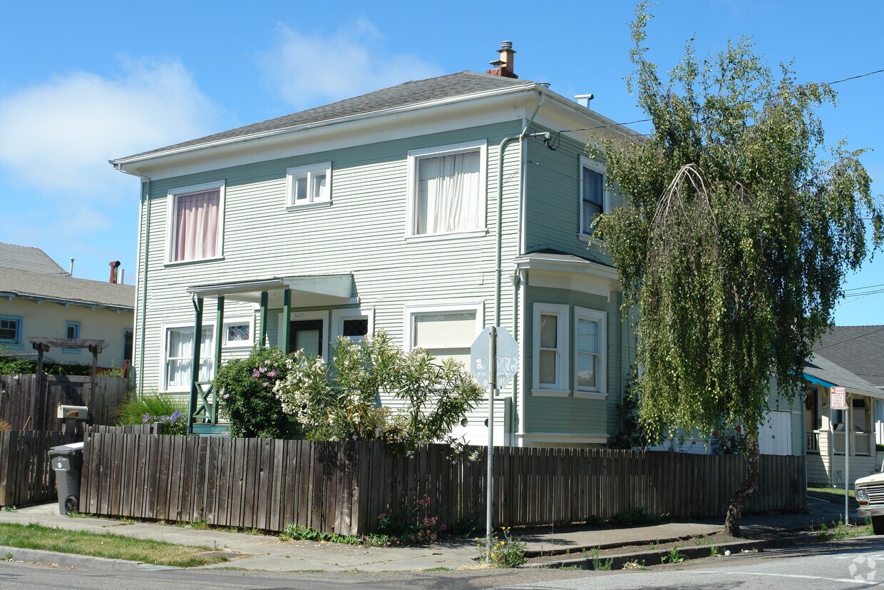 Primary Photo - 5671 Genoa St
