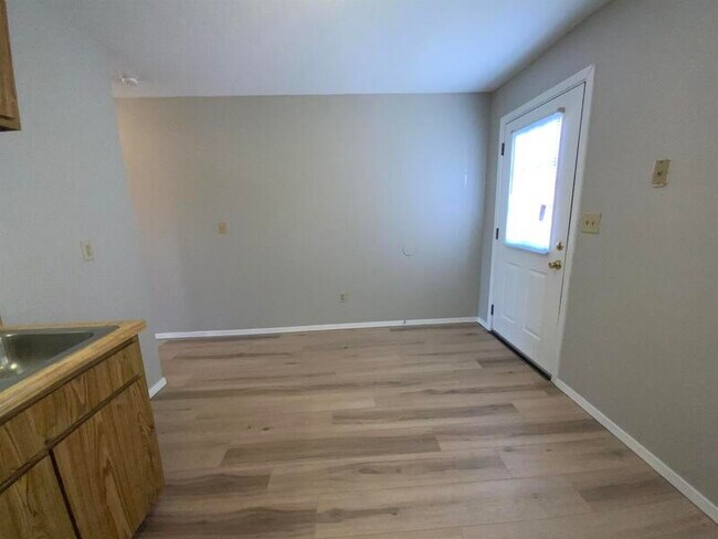 Building Photo - 1034 Belle Valley Dr