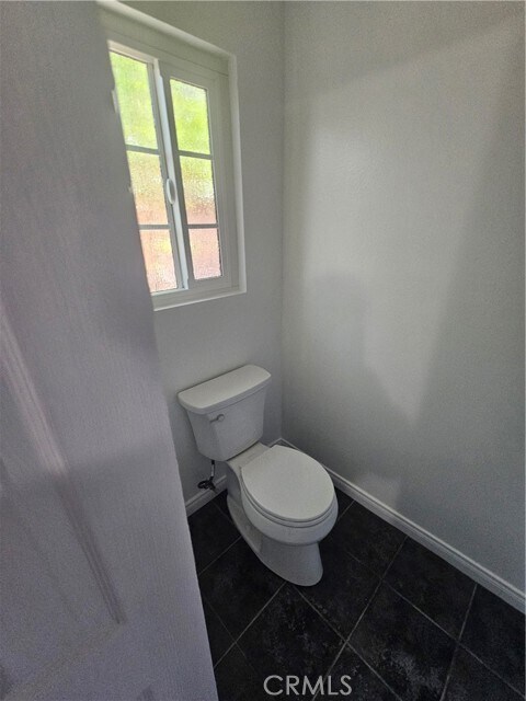 Foto del edificio - 4222 W 120th St