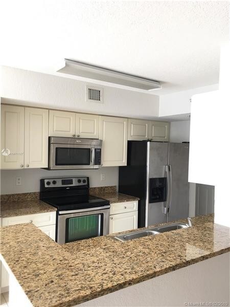 Building Photo - 20950 SW 87th Ave