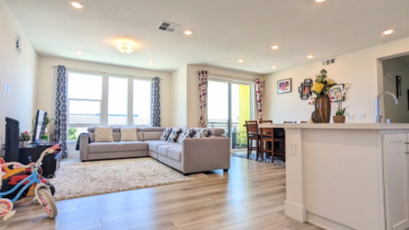 Foto principal - 3873 Quantum Dr