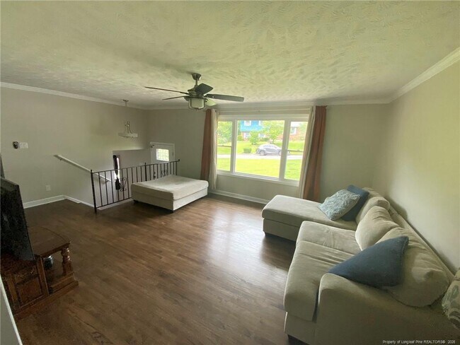 Foto del edificio - 3308 Cranbrook Dr