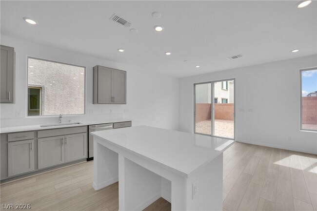 Foto del edificio - 5925 Obsidian Sky Ave