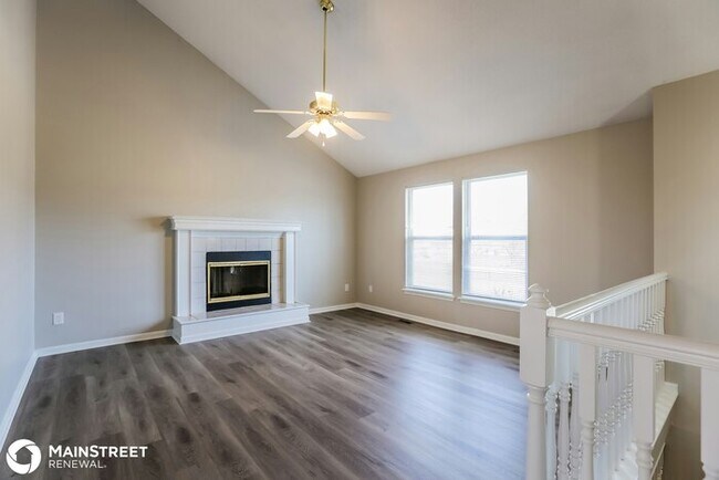 Building Photo - 706 20TH AVE S, GREENWOOD, MO 64034
