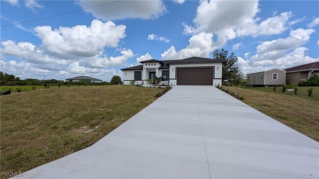 Building Photo - 9054 Lamkin Cir