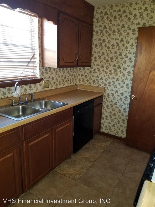 Foto del edificio - 3 br, 2 bath House - 136 Deerwood Court