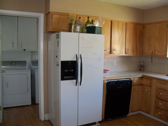 Foto del edificio - 2510 Rimrock Rd