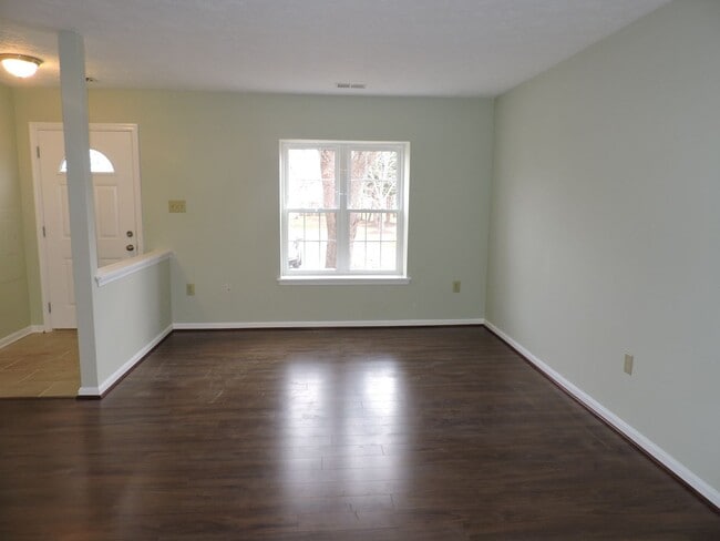Photo - 34 Meadowside Ct Townhome